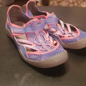 M.A.P. Girls Waterproof shoes size 5